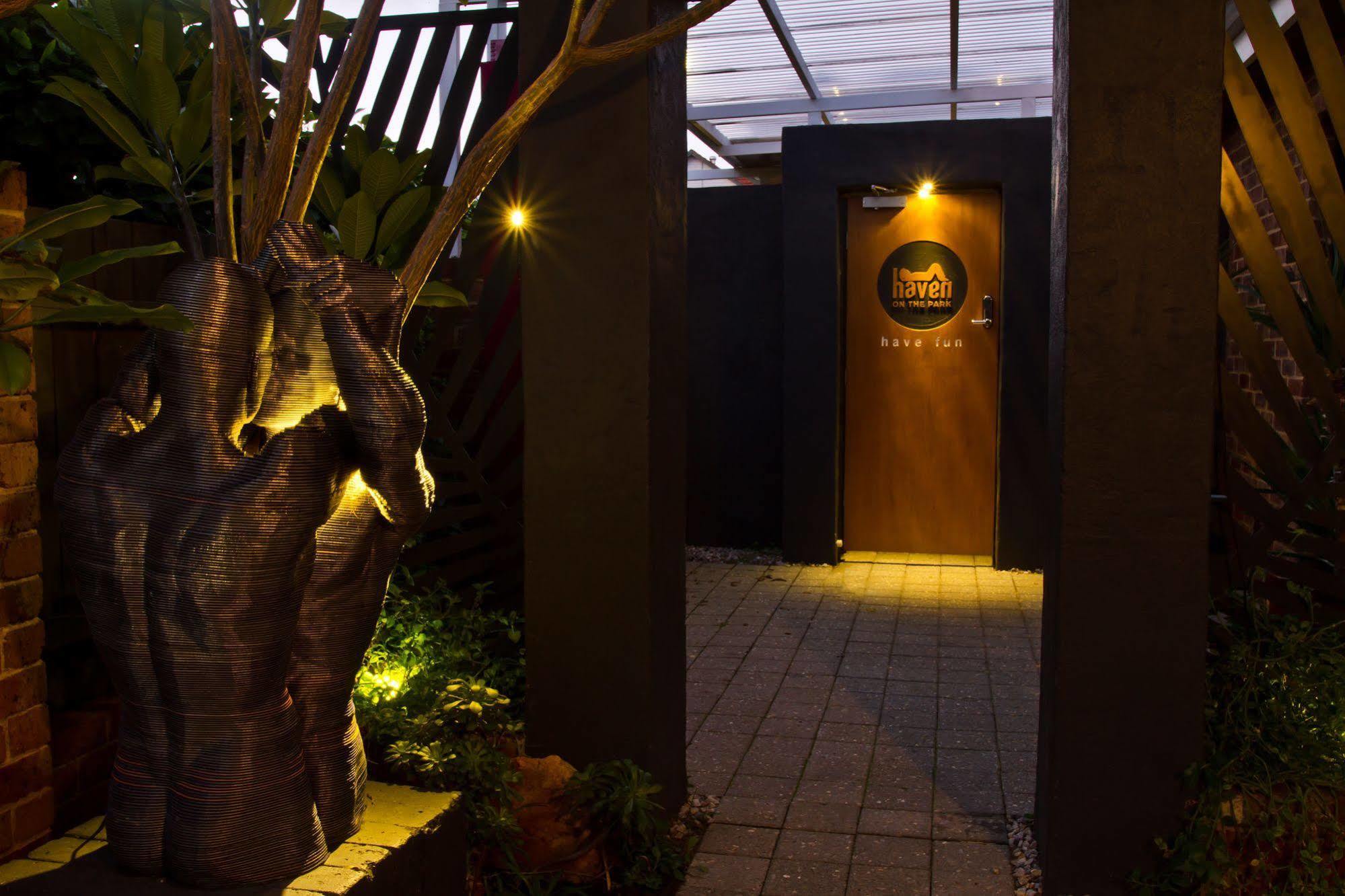 Haven On The Park Hotel Perth Ngoại thất bức ảnh
